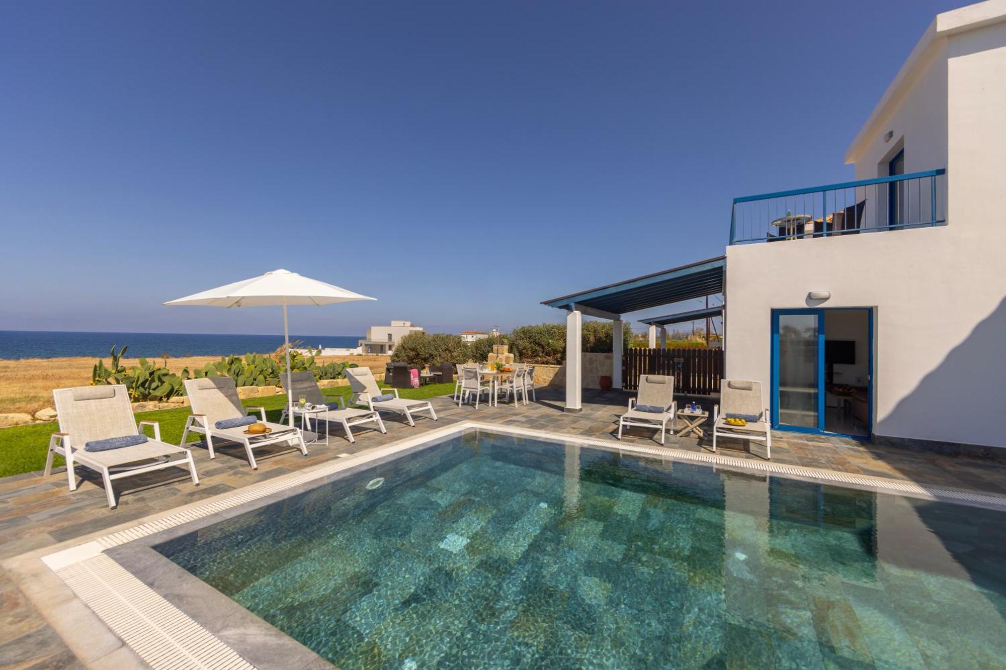 Diana Seaside Villas Pomos Buitenkant foto