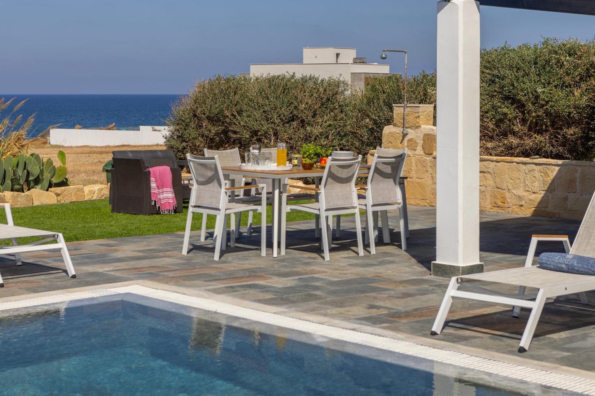 Diana Seaside Villas Pomos Buitenkant foto