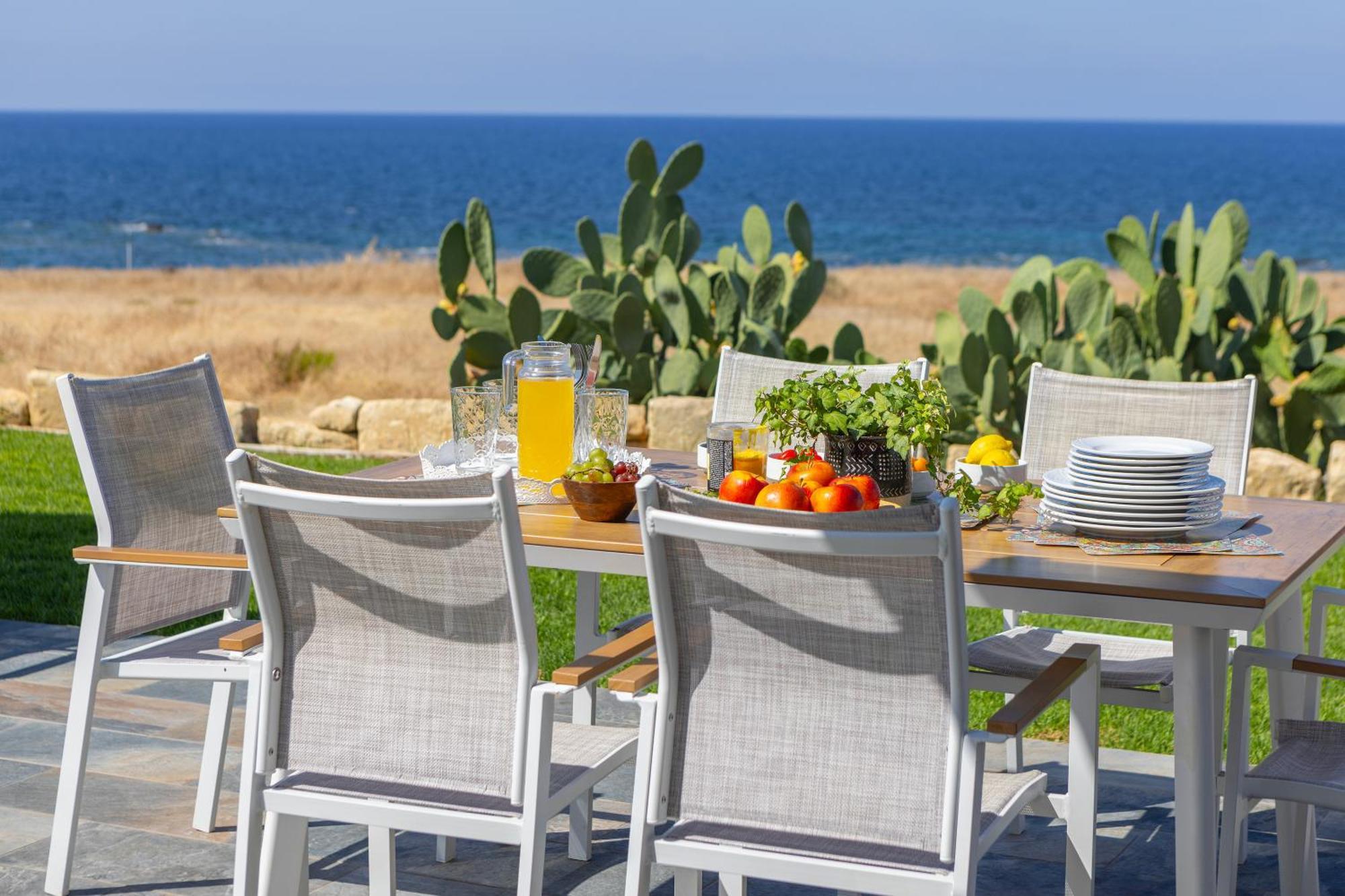 Diana Seaside Villas Pomos Buitenkant foto
