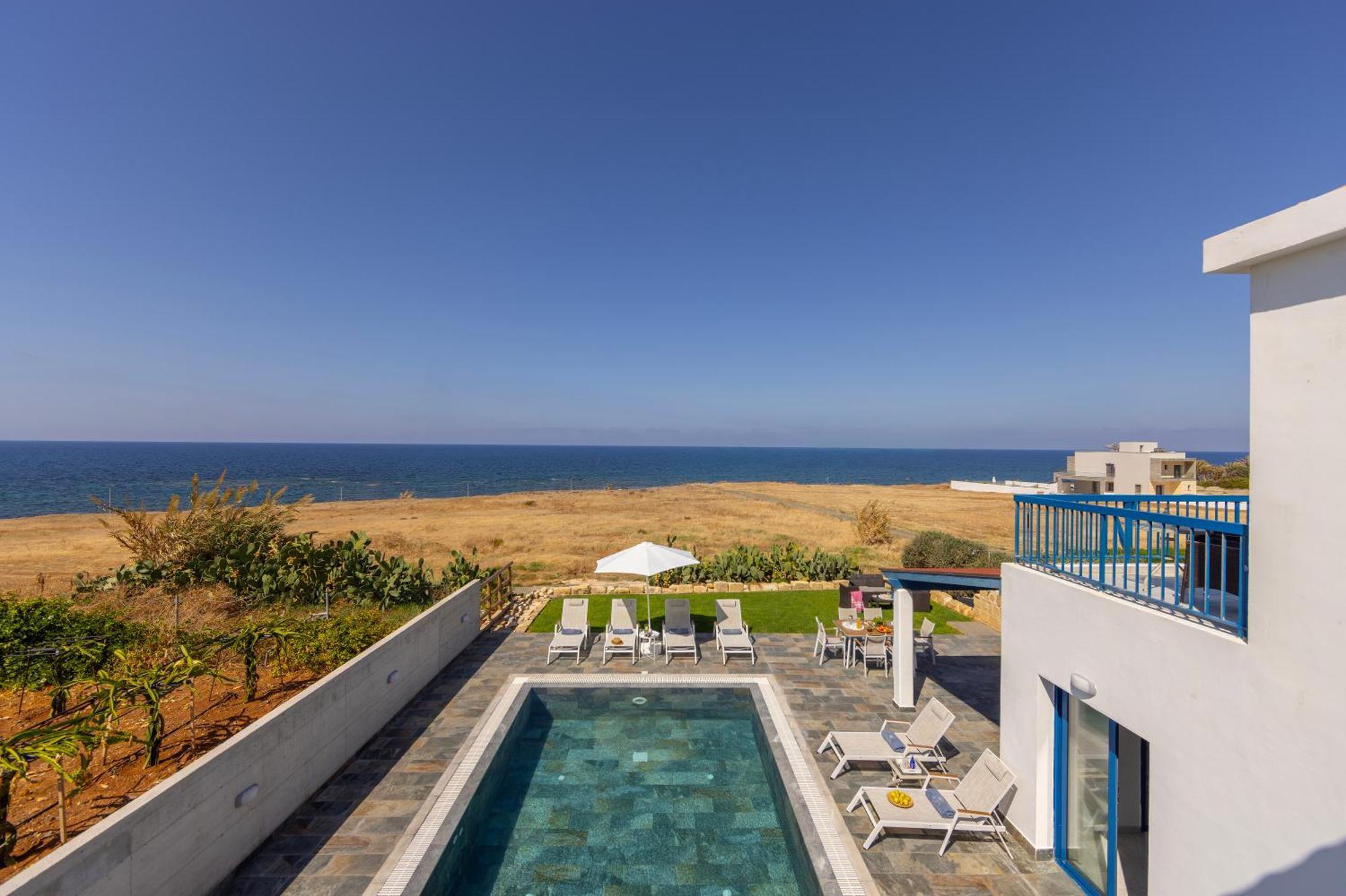 Diana Seaside Villas Pomos Buitenkant foto