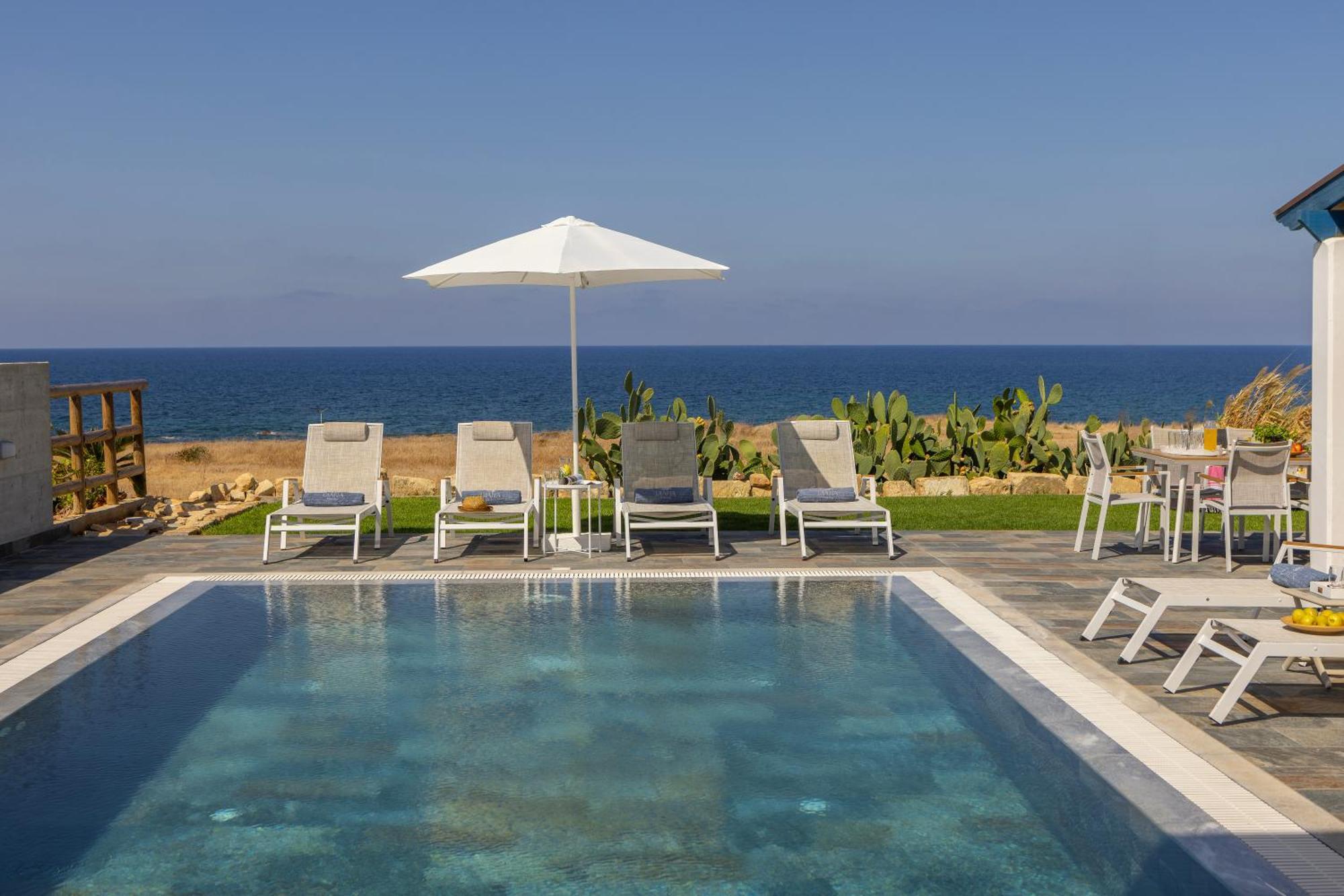Diana Seaside Villas Pomos Buitenkant foto