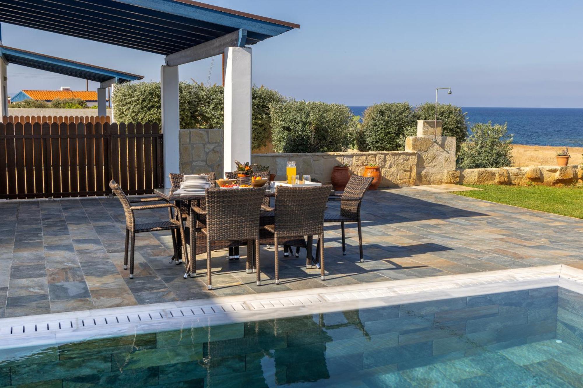 Diana Seaside Villas Pomos Buitenkant foto