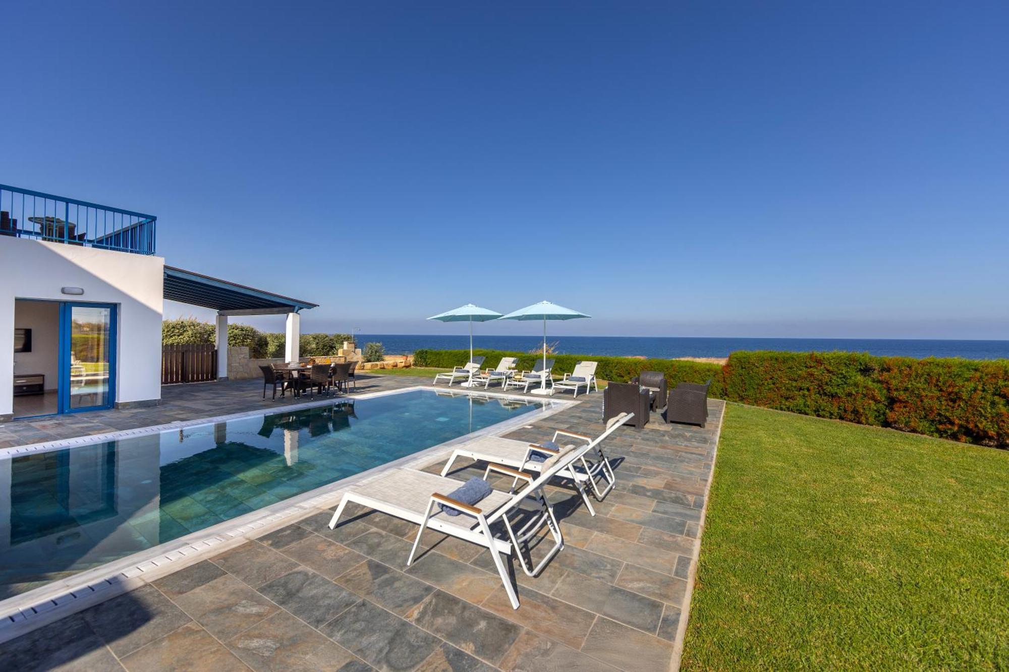 Diana Seaside Villas Pomos Buitenkant foto
